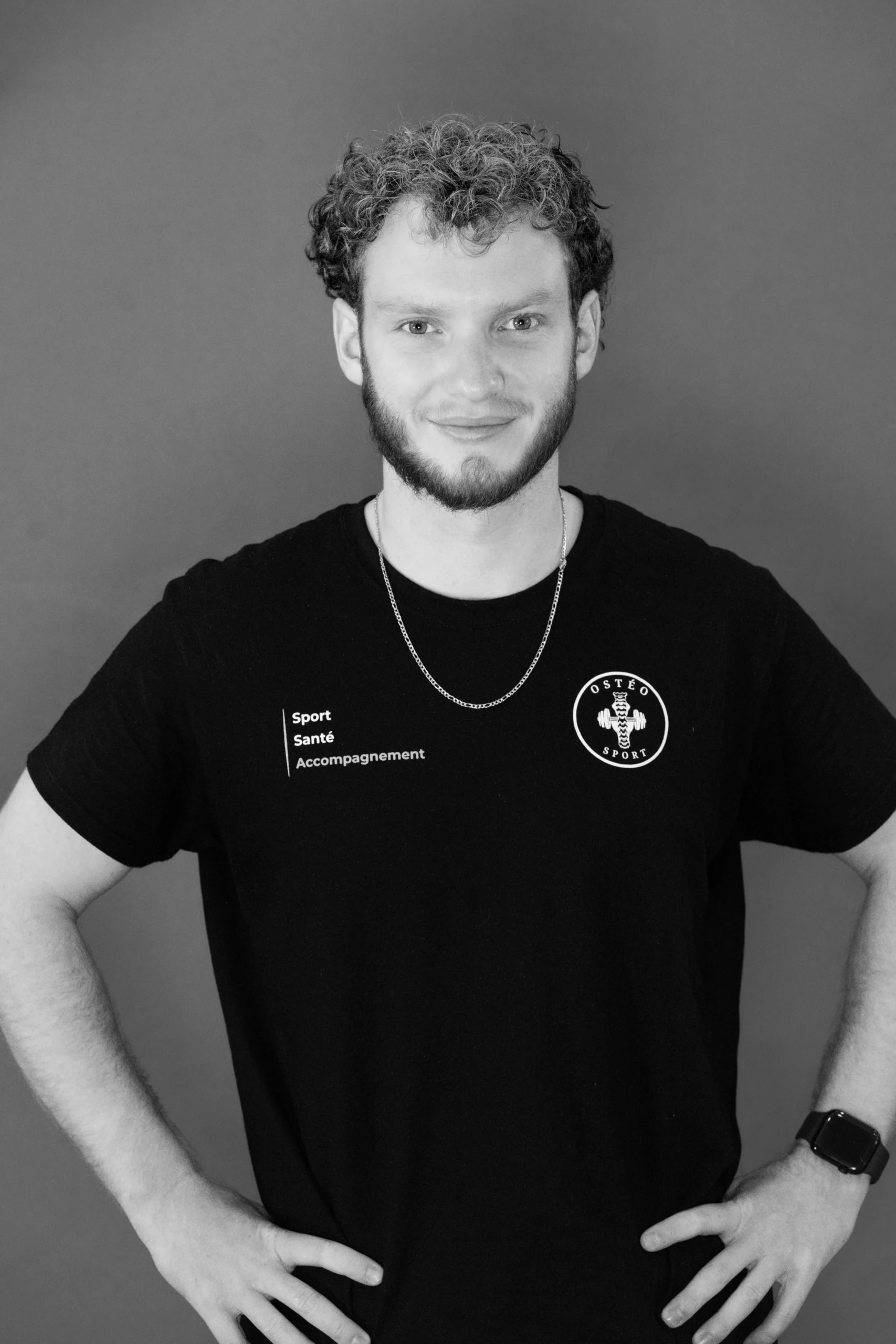 Matthéo Lainé, coach sportif diplômé spécialiste des cours collectifs à Ostéo Sport Lyon